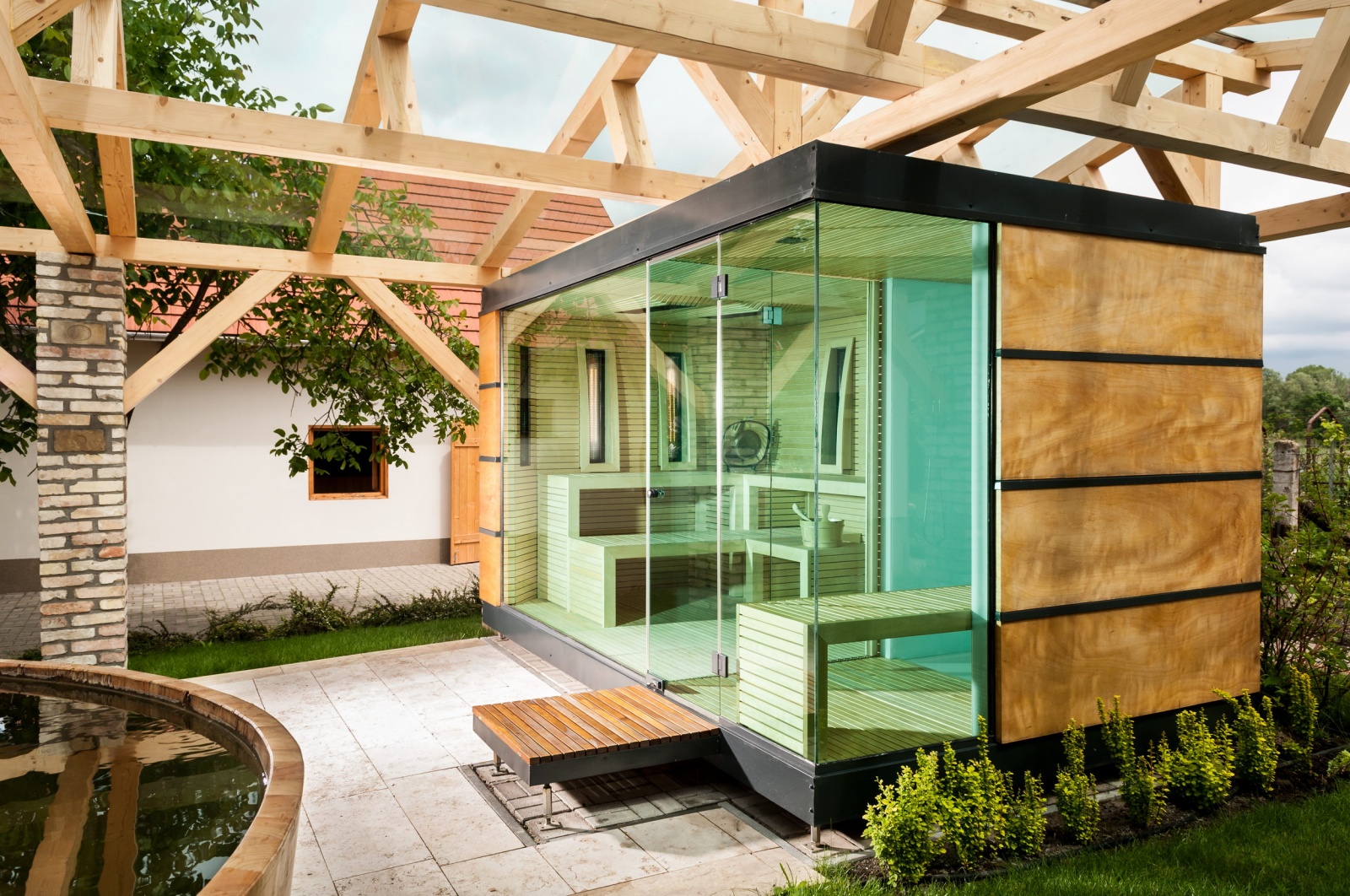 Venkovní sauna na zahradu