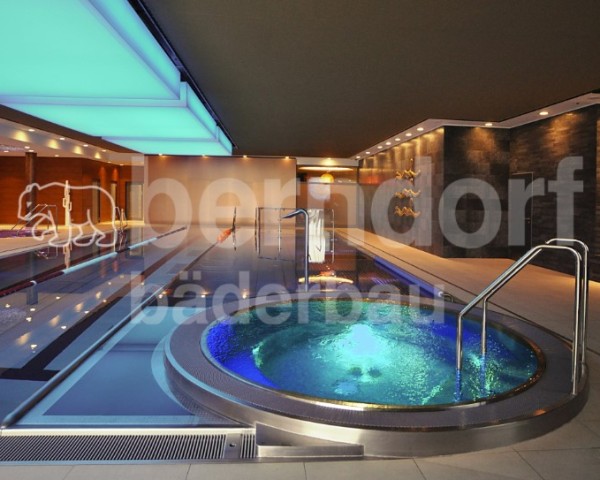 Kruhový whirlpool v hotelu Vitality