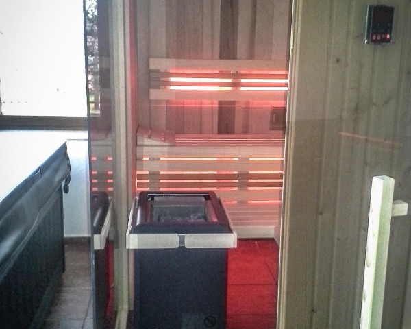 Finská sauna a vířivka