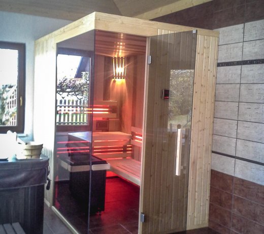 Finská sauna a vířivka