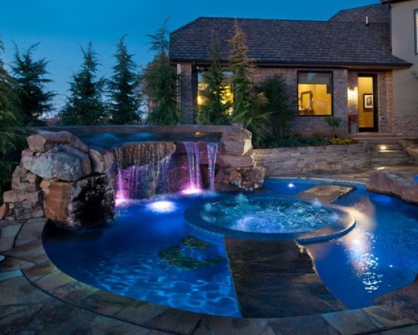 Inspirace vířivka v zahradě