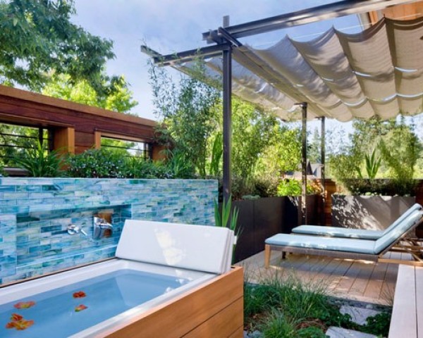 Inspirace vířivka v zahradě