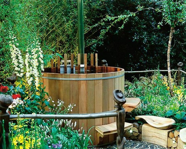 Inspirace vířivka v zahradě