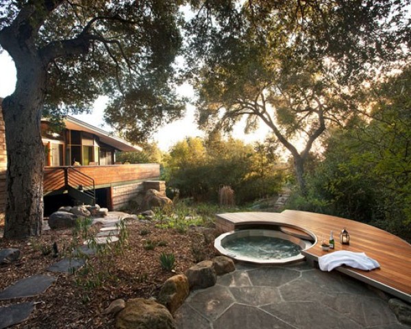 Inspirace vířivka v zahradě