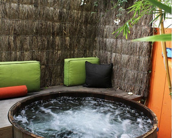 Inspirace vířivka v zahradě