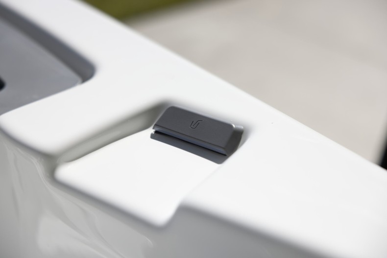 cupholder--mm1600x1200 - A5D