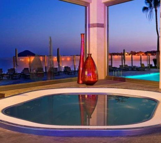 Vířivá vana do wellness zařízení, bazénů, privát hotelů a komplexů loading=